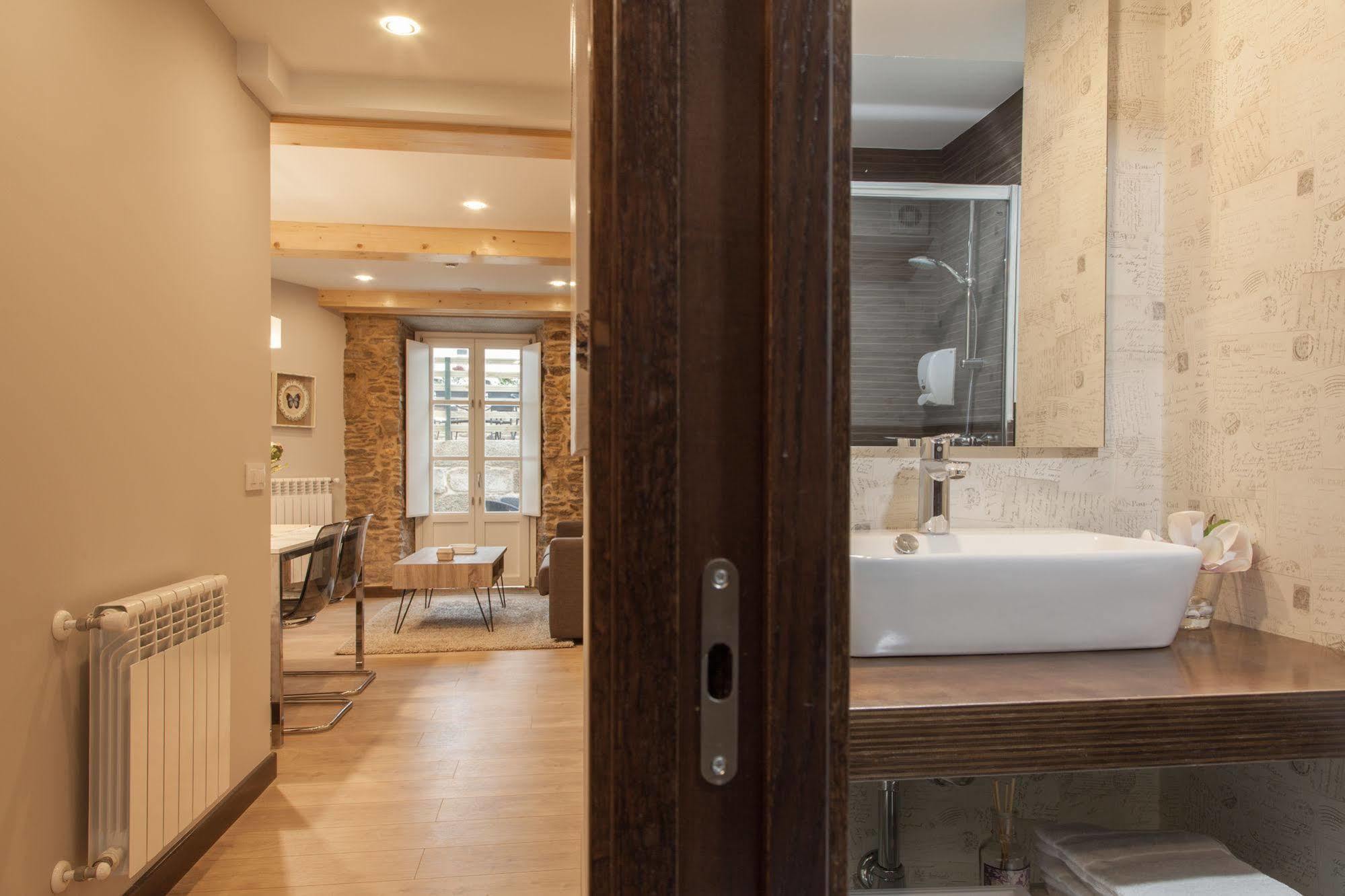 Nova Compostela Apartments Сантьяго-де-Компостела Экстерьер фото